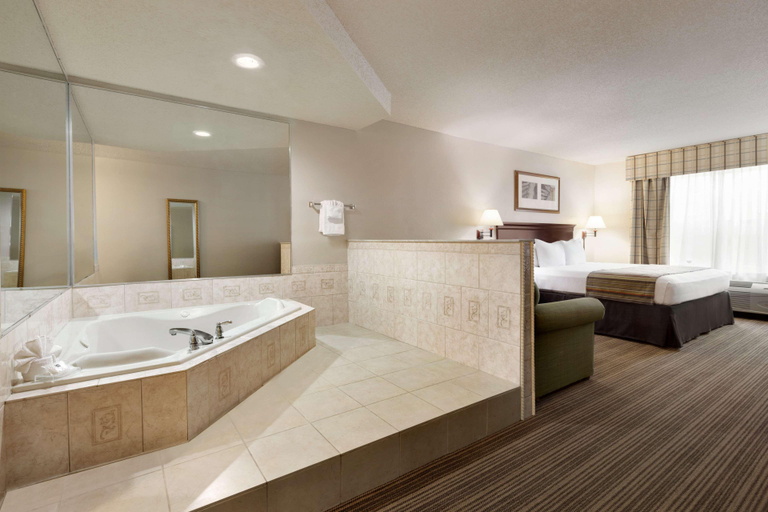 Bathroom 4, Country Inn Suites By Radisson Kingsland Ga, Camden