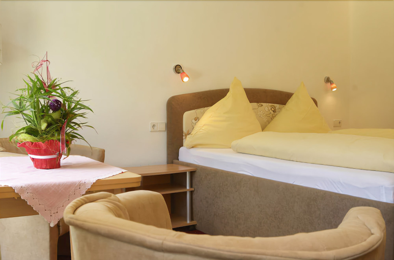 Bedroom 2, Gasthaus Hotel Loffelschmiede, Breisgau-Hochschwarzwald