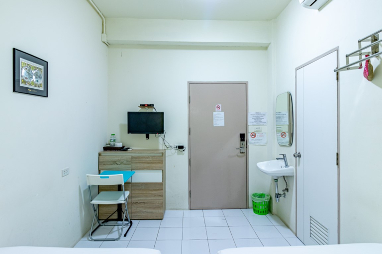 Room 4