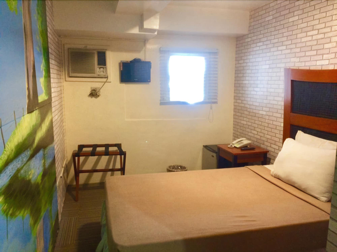 Bedroom 13