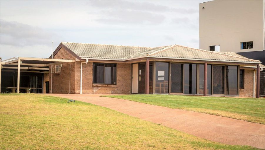 Exterior & Views 2, Gold Coast Views - 10 Gold Coast Drive, Yankalilla