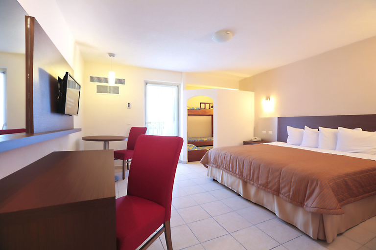 Bedroom 4, クラウン パラダイス クラブ プエルト バャルタ オールインクルーシブ, Puerto Vallarta