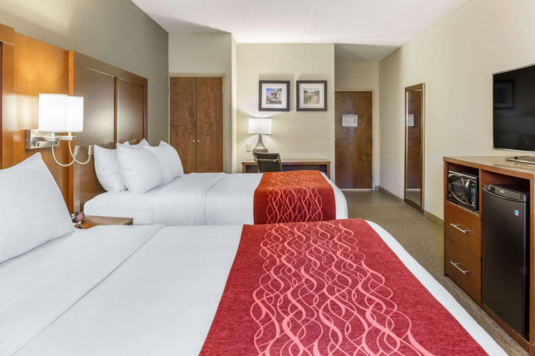 Bedroom 3, Comfort Inn Lancaster at Rockvale, Lancaster