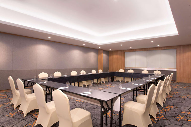 Business Facilities 4, Radisson Medan, Medan
