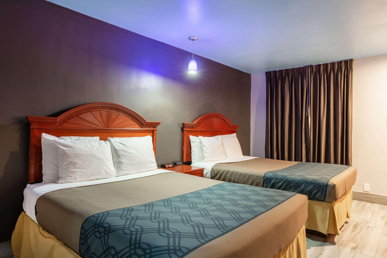 Bedroom 3, Econo Lodge - near Houston Medical Center-NRG Park, Houston