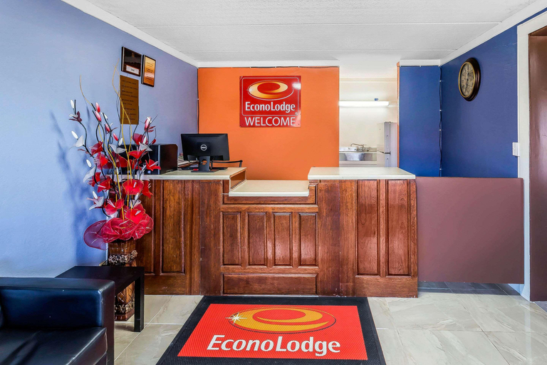 Public Area 3, Econo Lodge Hartwell Area, Franklin