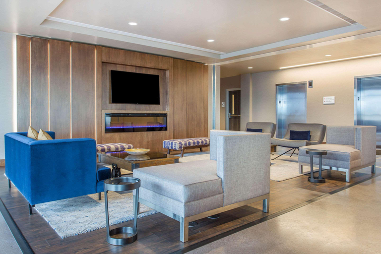 Public Area 2, Cambria Hotel Downtown Asheville, Buncombe