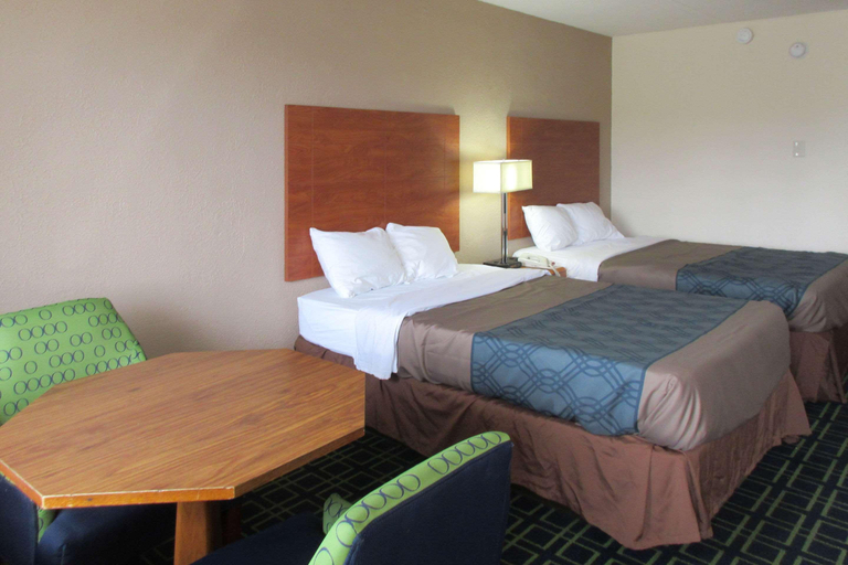 Bedroom 3, Rodeway Inn Sandusky - Cedar Point, Erie