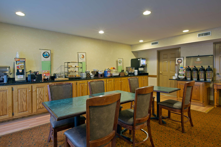 Food & Drinks 5, Country Inn&Suites Radisson Richmond I-95 South Va, Chesterfield