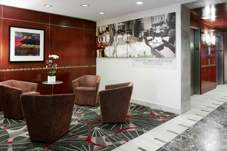 Public Area 3, DoubleTree by Hilton New York Midtown Fifth Ave, New York