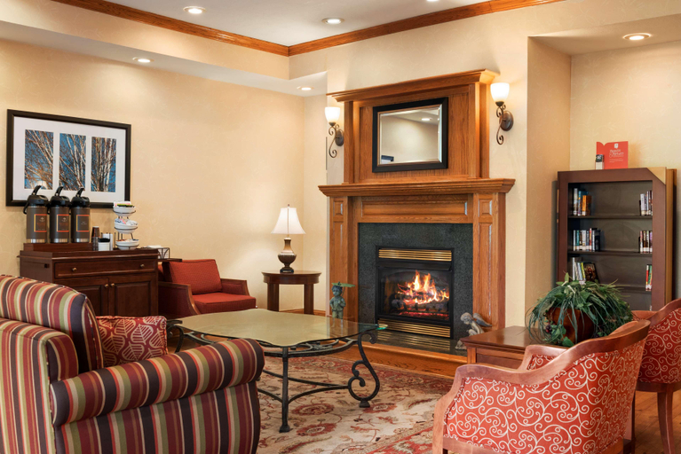 Public Area 3, Garner Hotel PADUCAH WEST by IHG, McCracken