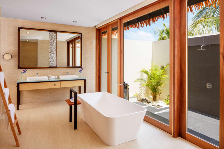 Bathroom 5, Radisson Blu Resort Maldives 