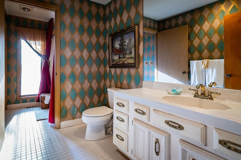 LAUREL GROVE INN ON THE SOUTH RIVER - BED AND BREAKFAST, Anne Arundel