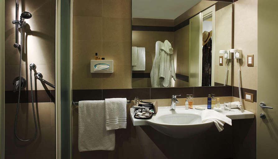 Bathroom 3