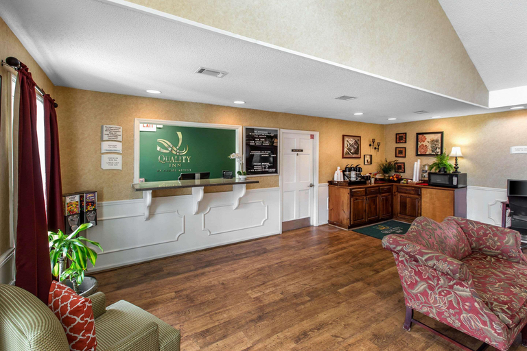 Public Area 2, Quality Inn Jesup, Wayne