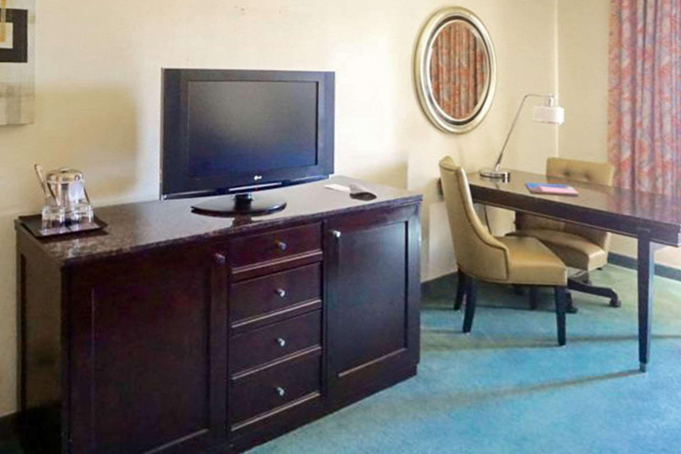 Bedroom 3, HomeTowne Studios by Red Roof Ridgecrest, Kern