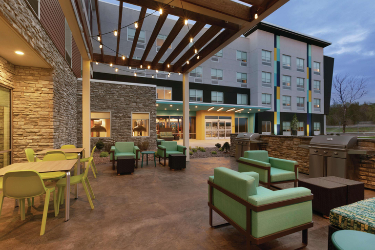 Food & Drinks 5, Home2 Suites by Hilton Williamsville Buffalo Airp, Erie