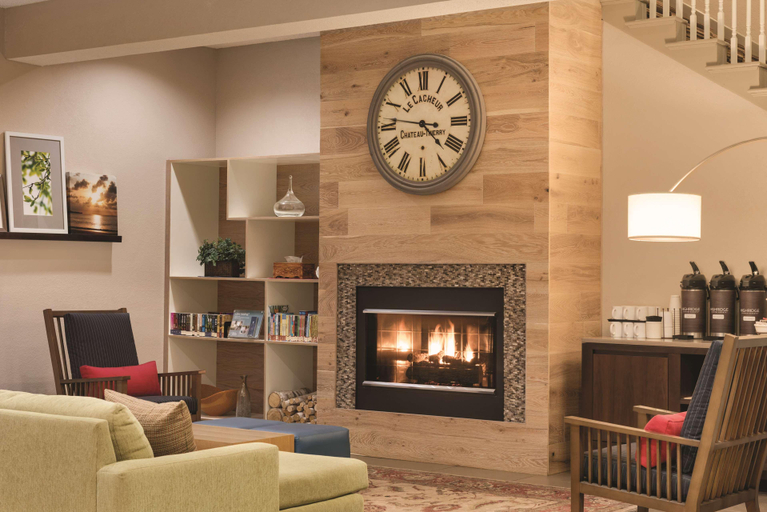 Public Area 2, Country Inn & Suites by Radisson, West Bend, WI, Washington