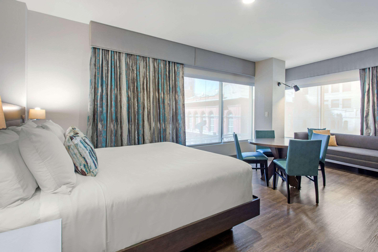 Bedroom 12