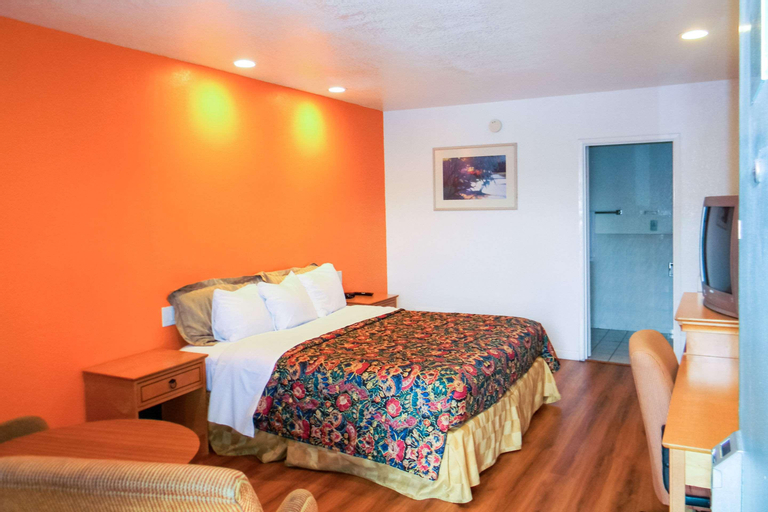 Bedroom 6