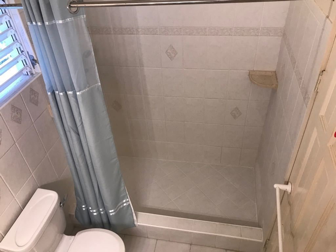Rowans Park - Luxury Apartment,