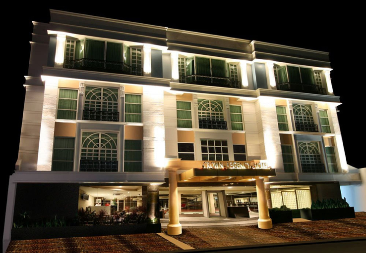 Crown Regency Hotel - Makati - Quarantine Hotel, Makati City