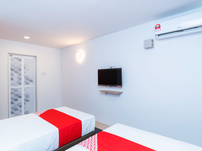 Bedroom 23