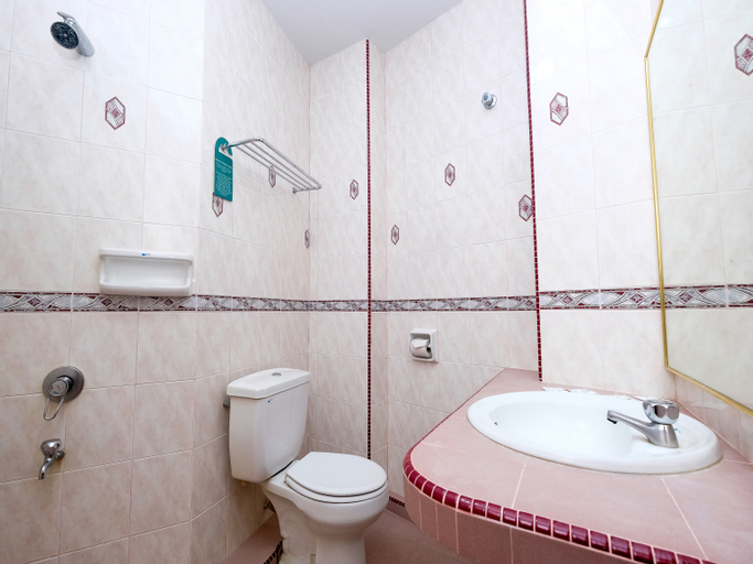 Bathroom 3