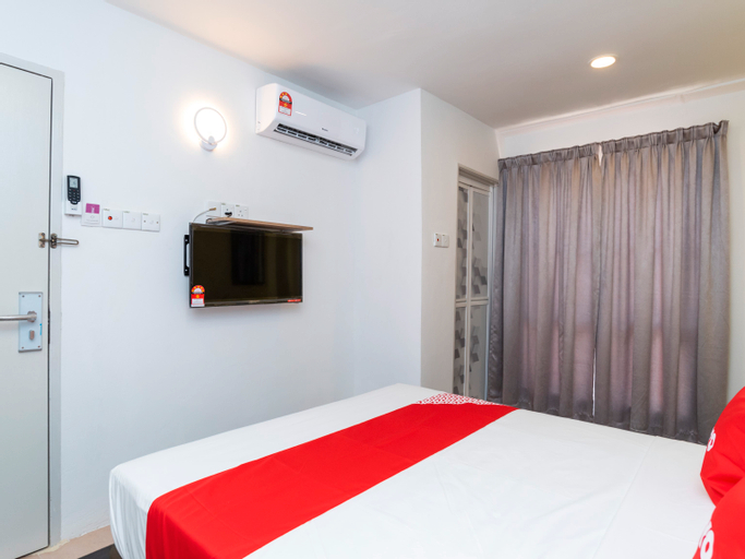 Bedroom 25