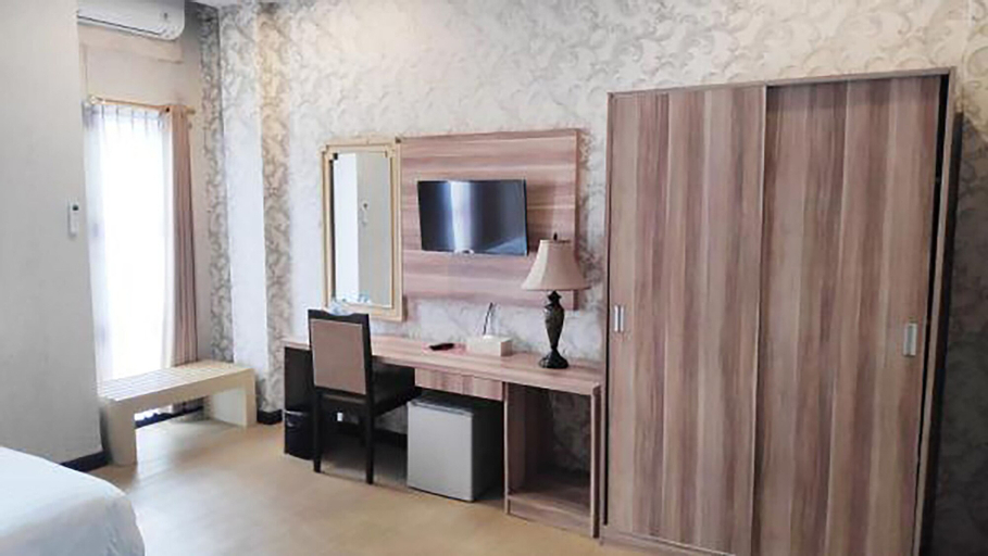 Bedroom 9