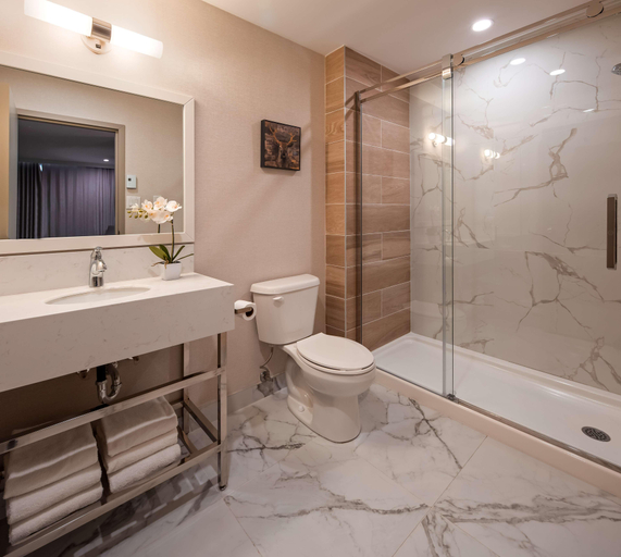 Bathroom 9