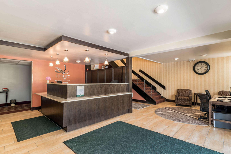Public Area 3, Quality Inn Bangor Airport, Penobscot