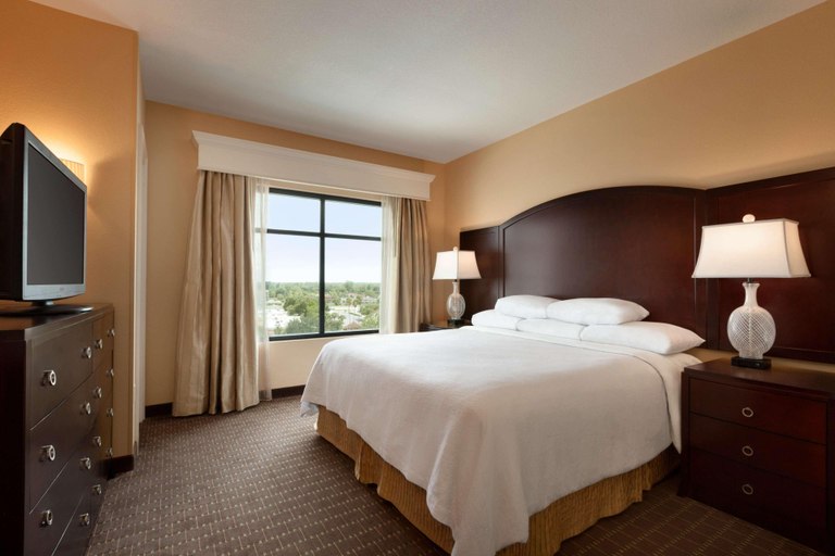 Bedroom 4, Embassy Suites by Hilton Orlando LBV South, Osceola