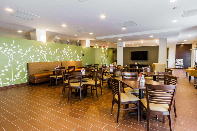 Food & Drinks 5, Sleep Inn And Suites, Ector