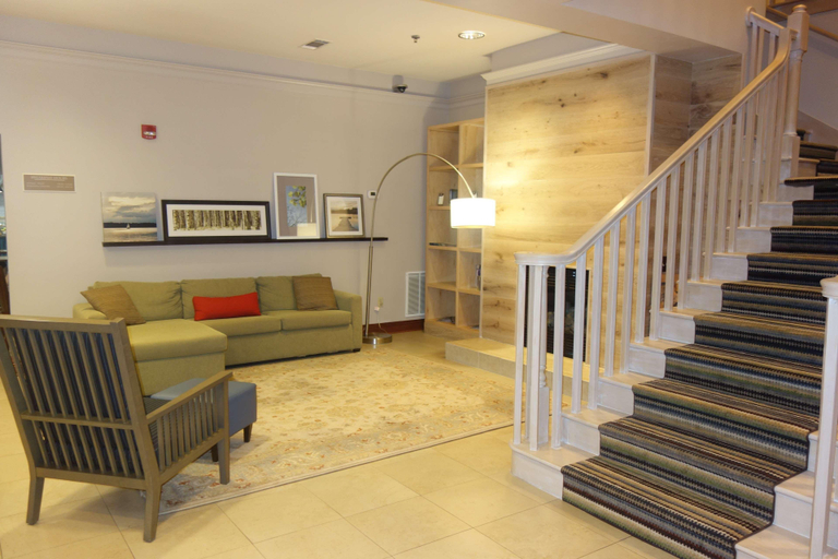 Public Area 2, Country Inn & Suites by Radisson, Helen, GA, White