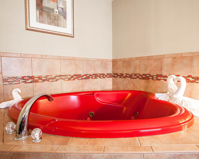 Bathroom 4, Avon Hotel - Toms River, Ocean