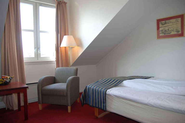 Bedroom 2, Home Hotel Grand Gjovik, Gjøvik