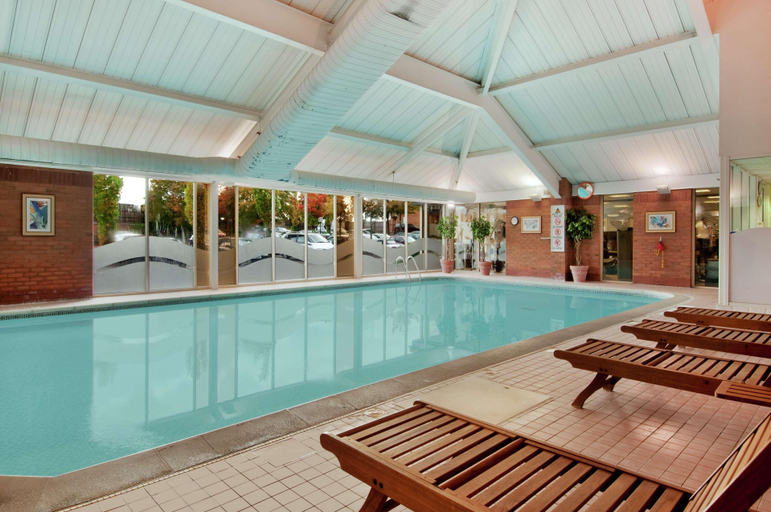 Sport & Beauty 2, Doubletree By Hilton Newbury North, West Berkshire