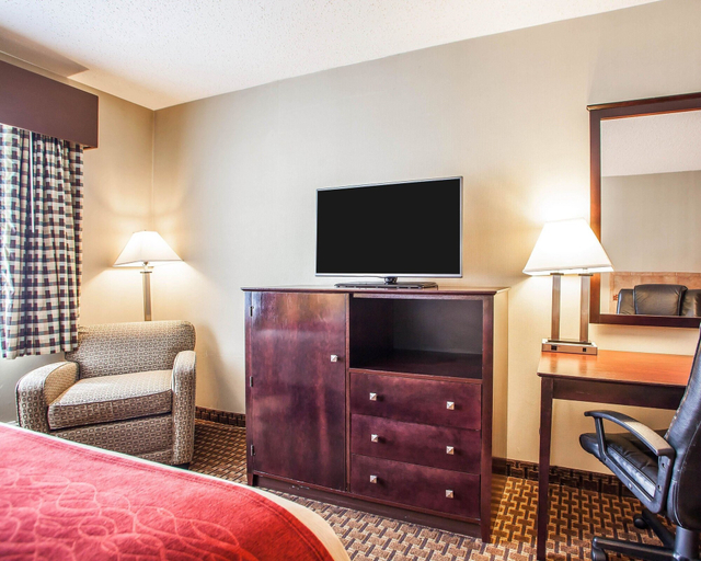 Bedroom 3, Avon Hotel - Toms River, Ocean
