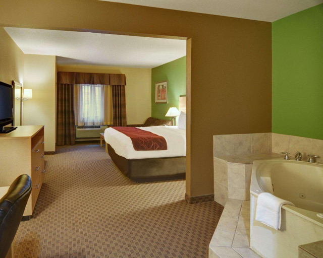 Bedroom 3, Comfort Suites Lindale - Tyler North, Smith