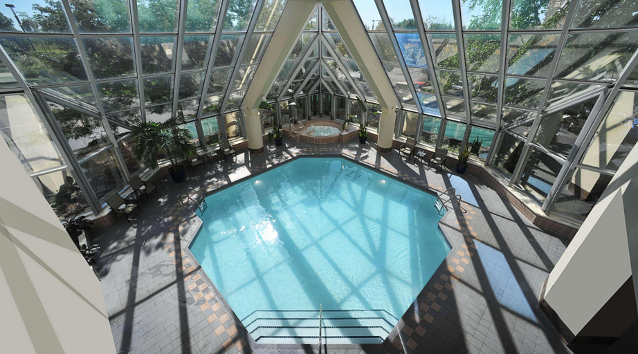 Sport & Beauty 2, Hilton Minneapolis-St. Paul Airport, Hennepin