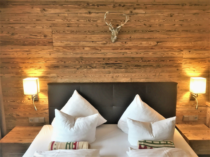 Bedroom 3, Almhof Kitzlodge - Alpine Lifestyle Hotel, Kitzbühel