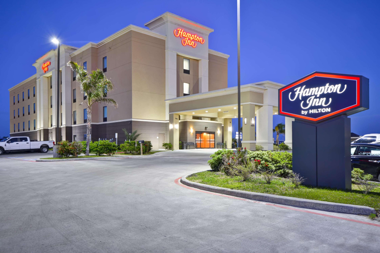 Exterior & Views 2, Hampton Inn Kenedy, Karnes