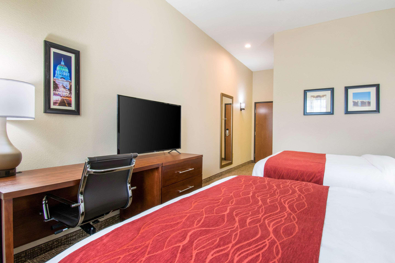 Public Area 2, Comfort Inn & Suites Harrisburg - Hershey West, Dauphin