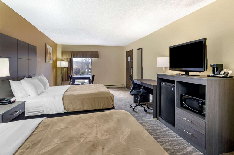 Bedroom 3, Quality Inn Hillsville, Carroll