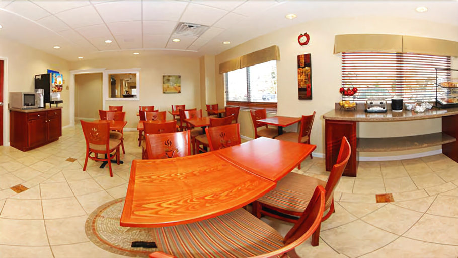 Public Area 2, Avon Hotel - Toms River, Ocean