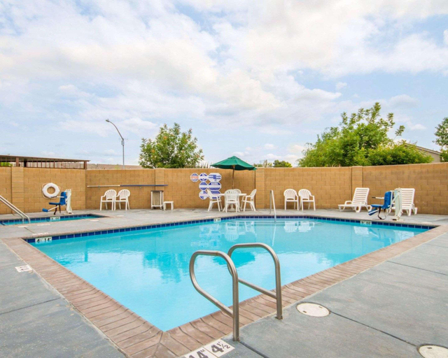Sport & Beauty 5, Springhill Suites Turlock By Marriot, Stanislaus