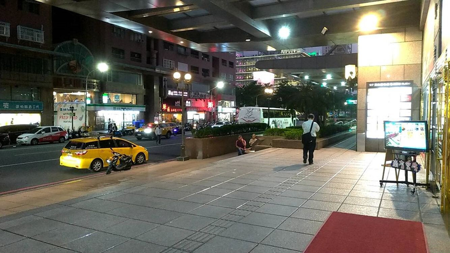 Public Area 3, 85 Emanuel, Kaohsiung