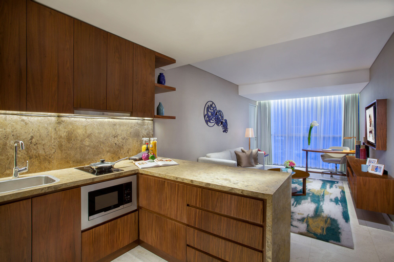 Dining Room 12