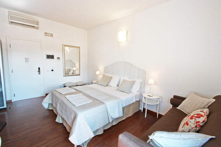 Bedroom 2, Bologna Inn, Bologna